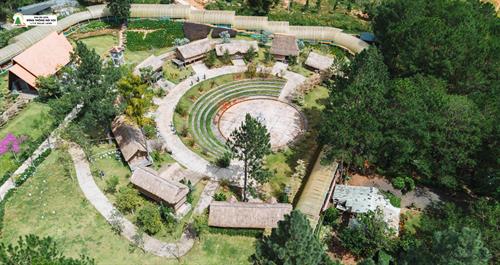 Exhibition House - Tay Nguyen1