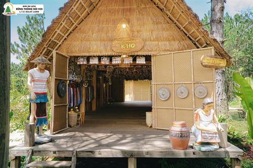 Exhibition House - Tay Nguyen5