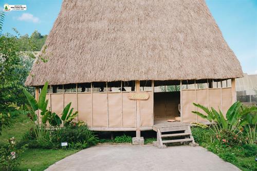 Exhibition House - Tay Nguyen2