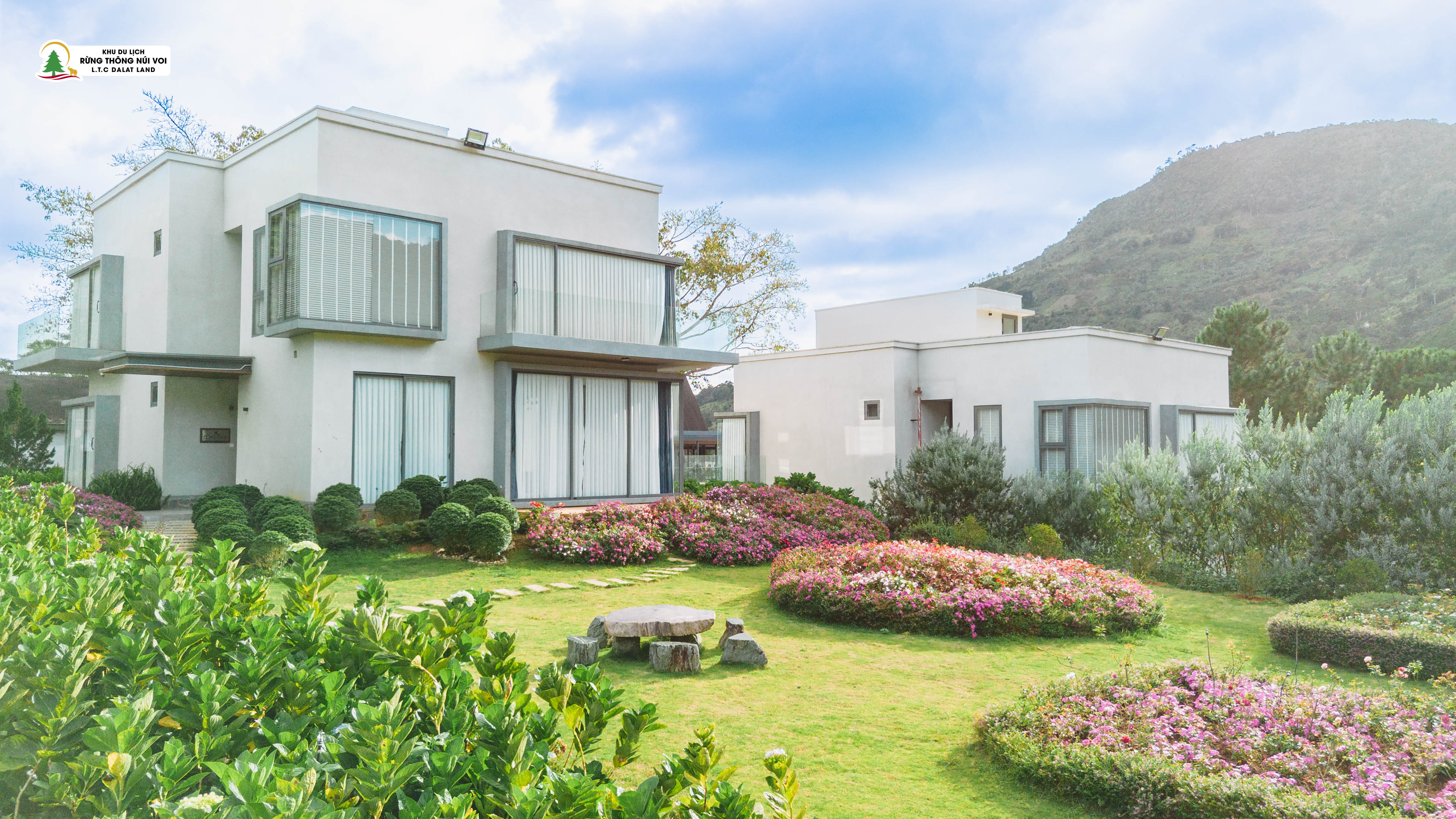 Villa 5 Phòng - View Đồi Hoa