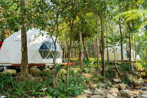 Dome Tent - Lều cắm trại bên suối